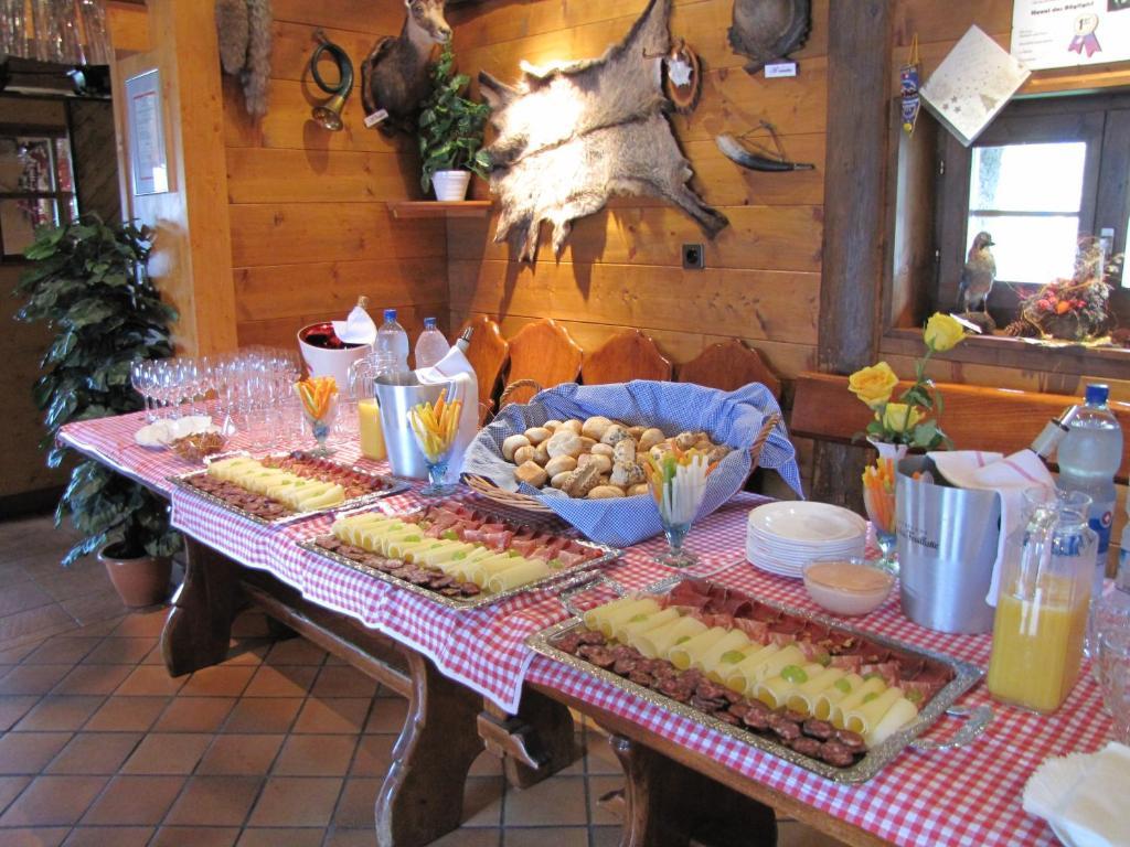 Hotel-Restaurant Le Relais Panoramique Ле Крозе Екстериор снимка
